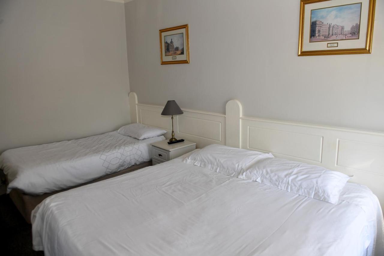 Railway House Guest House Mullingar Eksteriør bilde